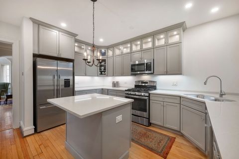 Tiny photo for 1106 Seward Street #1W, Evanston, IL 60202 (MLS # 12542115)