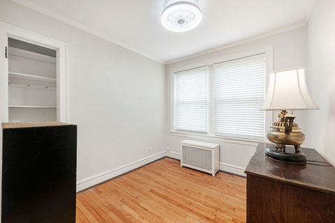 Tiny photo for 1106 Seward Street #1W, Evanston, IL 60202 (MLS # 12542115)