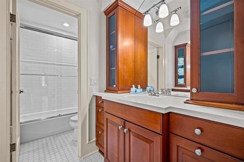 Tiny photo for 224 Sheridan Road, Kenilworth, IL 60043 (MLS # 12727616)
