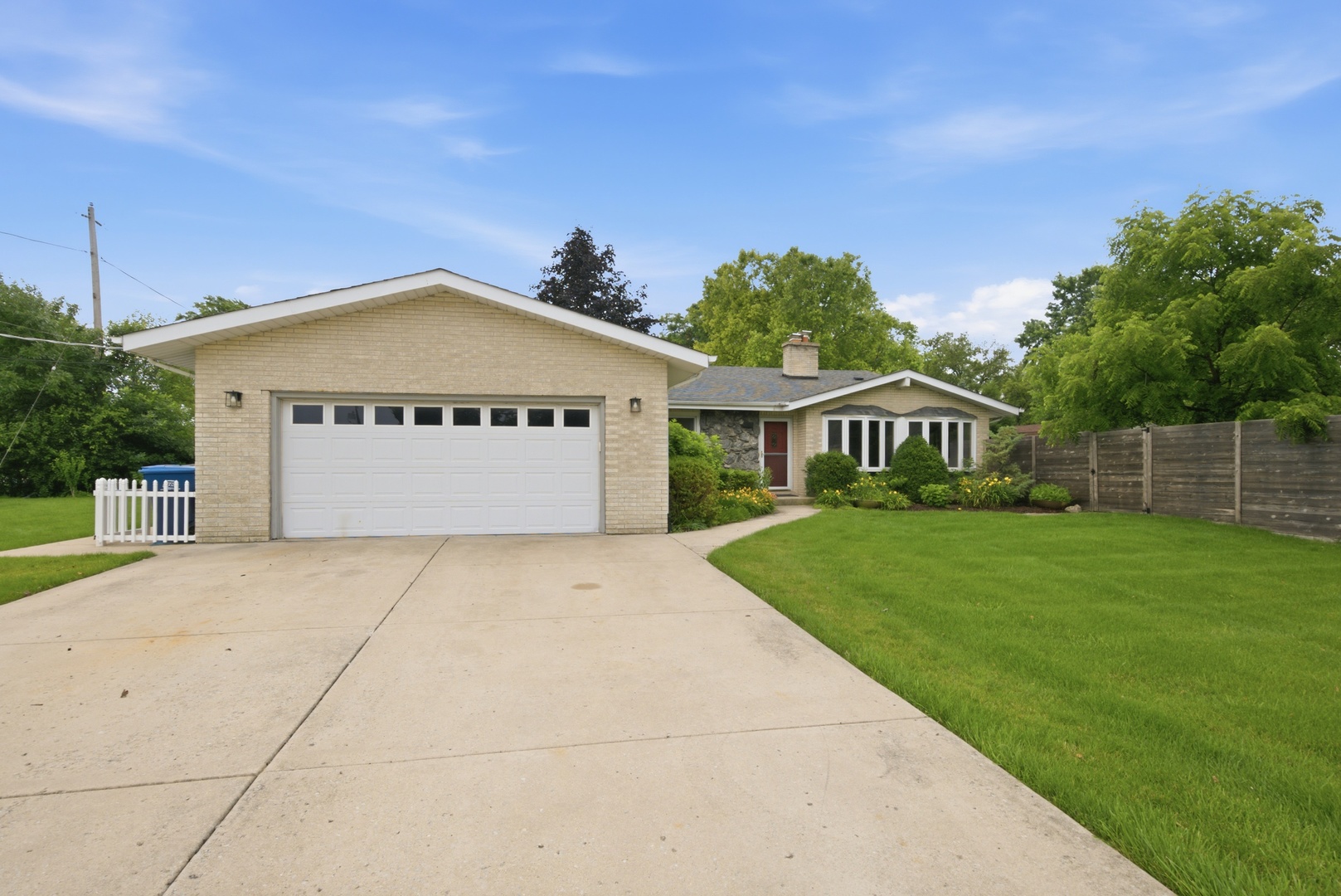8401 W 85th Street