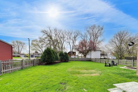 Tiny photo for 1931 Moore Avenue, St. Charles, IL 60174 (MLS # 12608306)