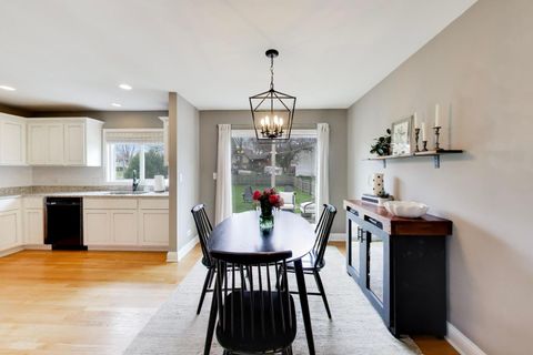 Tiny photo for 1931 Moore Avenue, St. Charles, IL 60174 (MLS # 12608306)