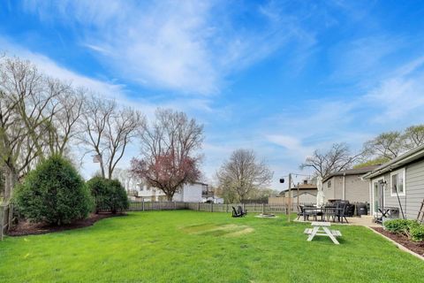 Tiny photo for 1931 Moore Avenue, St. Charles, IL 60174 (MLS # 12608306)