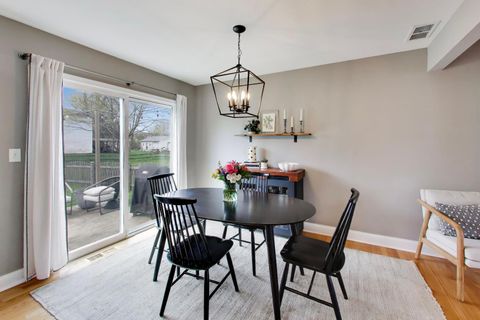 Tiny photo for 1931 Moore Avenue, St. Charles, IL 60174 (MLS # 12608306)