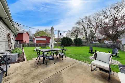 Tiny photo for 1931 Moore Avenue, St. Charles, IL 60174 (MLS # 12608306)