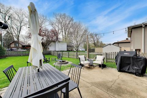 Tiny photo for 1931 Moore Avenue, St. Charles, IL 60174 (MLS # 12608306)