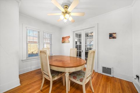 Tiny photo for 10 N Adams Street, North Aurora, IL 60542 (MLS # 12571096)