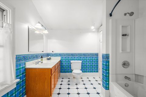 Tiny photo for 10 N Adams Street, North Aurora, IL 60542 (MLS # 12571096)