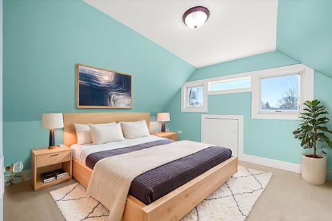 Tiny photo for 10 N Adams Street, North Aurora, IL 60542 (MLS # 12571096)