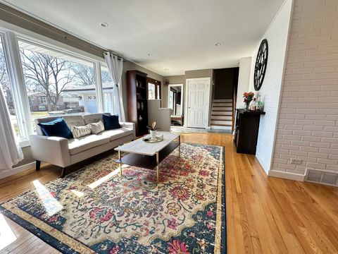 Tiny photo for 17W484 Earl Court, Darien, IL 60561 (MLS # 12594381)