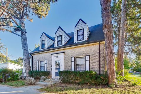 Tiny photo for 2859 N Mango Avenue, Chicago, IL 60634 (MLS # 12508056)