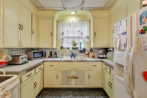 Tiny photo for 2859 N Mango Avenue, Chicago, IL 60634 (MLS # 12508056)