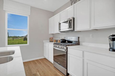 Tiny photo for 873 Cascade Court, Pingree Grove, IL 60140 (MLS # 12614944)