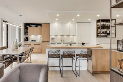 Tiny photo for 100 E Walton Street #15DE, Chicago, IL 60611 (MLS # 12477589)