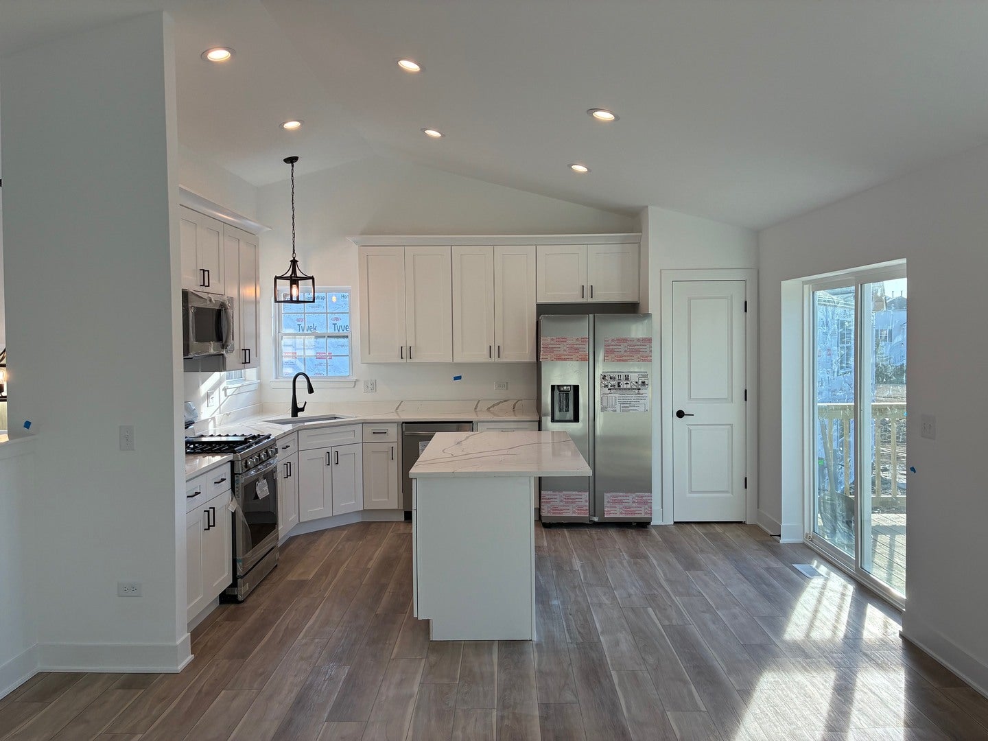 925 Saddle Ridge Drive