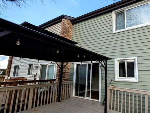 Tiny photo for 700 Lakeside Cir Drive, Wheeling, IL 60090 (MLS # 12547195)