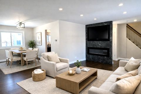 Tiny photo for 700 Lakeside Cir Drive, Wheeling, IL 60090 (MLS # 12547195)