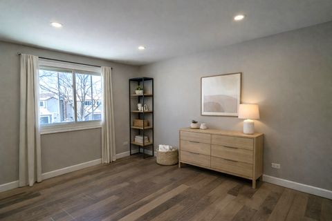 Tiny photo for 700 Lakeside Cir Drive, Wheeling, IL 60090 (MLS # 12547195)