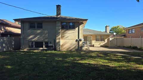 Tiny photo for 947 E 169th Street, South Holland, IL 60473 (MLS # 12504644)