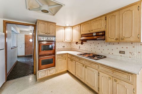 Tiny photo for 8300 W Balmoral Avenue, Chicago, IL 60656 (MLS # 12557672)