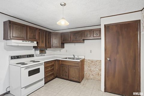 Tiny photo for 1495 GLENWOOD Drive, Le Claire, IA 52753 (MLS # QC4269587)