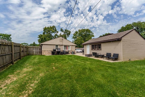 Tiny photo for 5037 Elm Circle Drive, Oak Lawn, IL 60453 (MLS # 12750067)