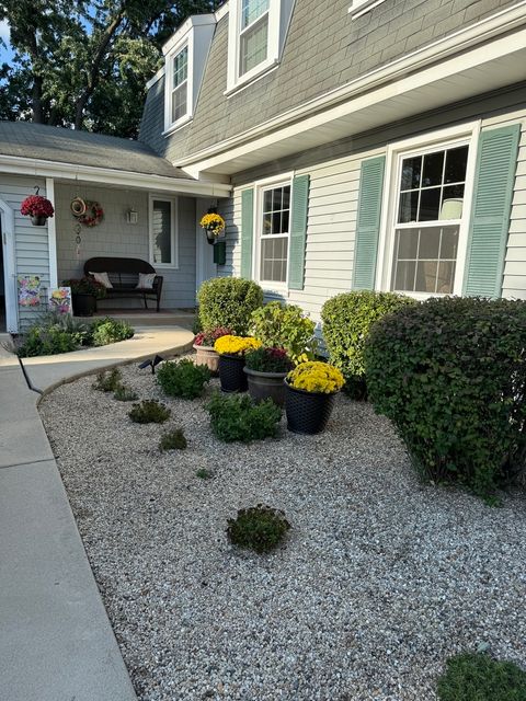 Tiny photo for 1010 W Haven Drive, Arlington Heights, IL 60005 (MLS # 12526190)