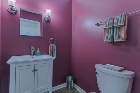 Tiny photo for 1010 W Haven Drive, Arlington Heights, IL 60005 (MLS # 12526190)