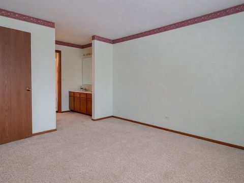 Tiny photo for 715 N Deer Run Drive #715, Palatine, IL 60067 (MLS # 12549844)