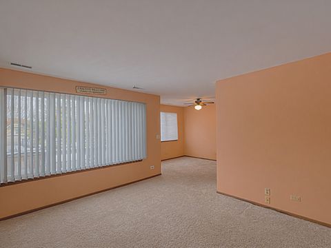 Tiny photo for 715 N Deer Run Drive #715, Palatine, IL 60067 (MLS # 12549844)