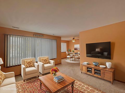 Tiny photo for 715 N Deer Run Drive #715, Palatine, IL 60067 (MLS # 12549844)