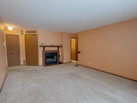 Tiny photo for 715 N Deer Run Drive #715, Palatine, IL 60067 (MLS # 12549844)