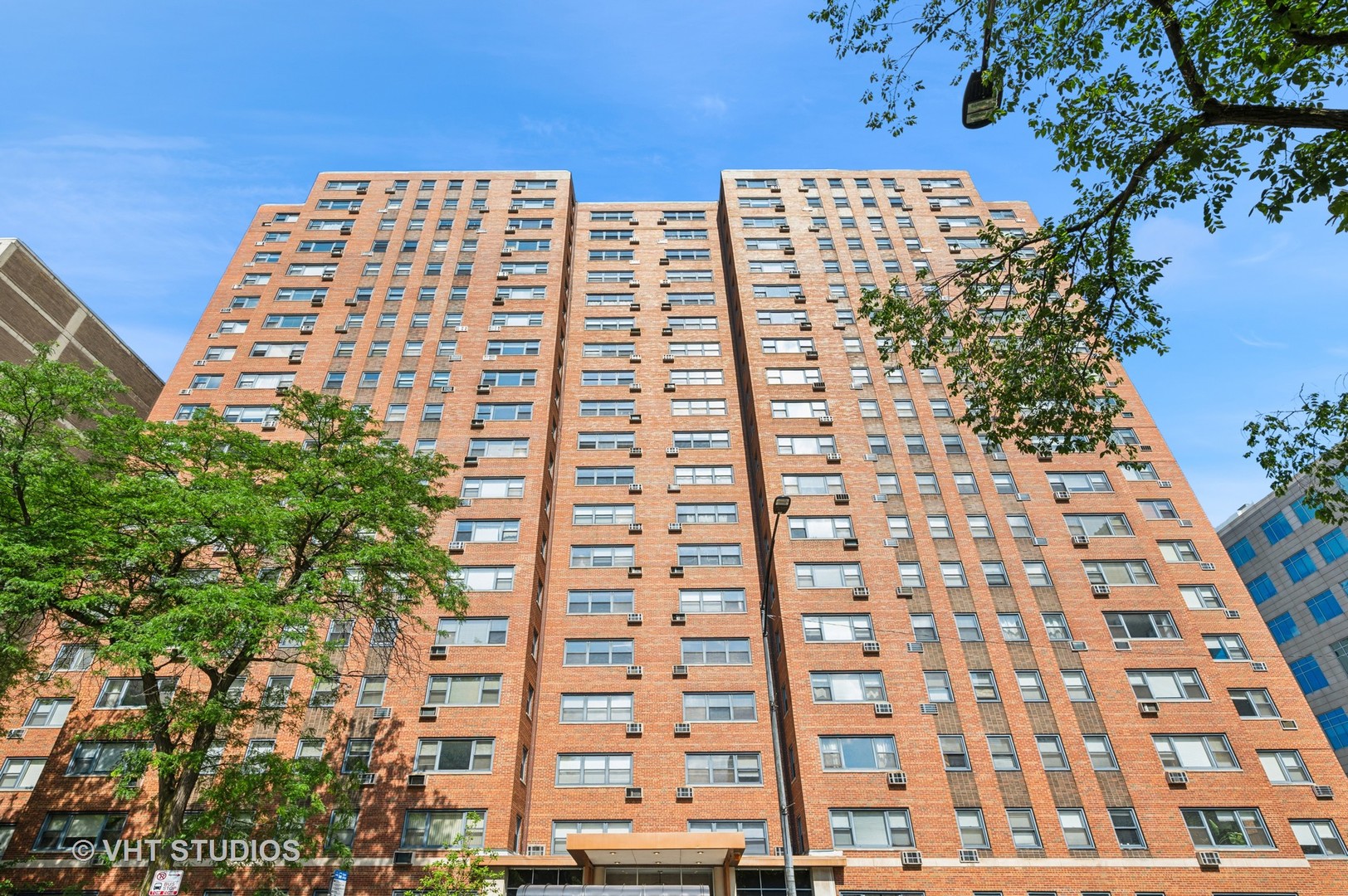 2909 N SHERIDAN Road 1309