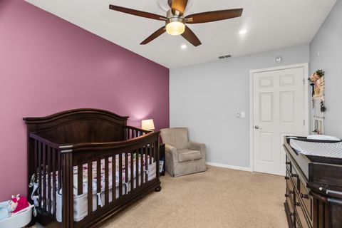 Tiny photo for 4520 W Larchmont Avenue, Chicago, IL 60641 (MLS # 12626919)
