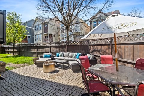 Tiny photo for 4520 W Larchmont Avenue, Chicago, IL 60641 (MLS # 12626919)