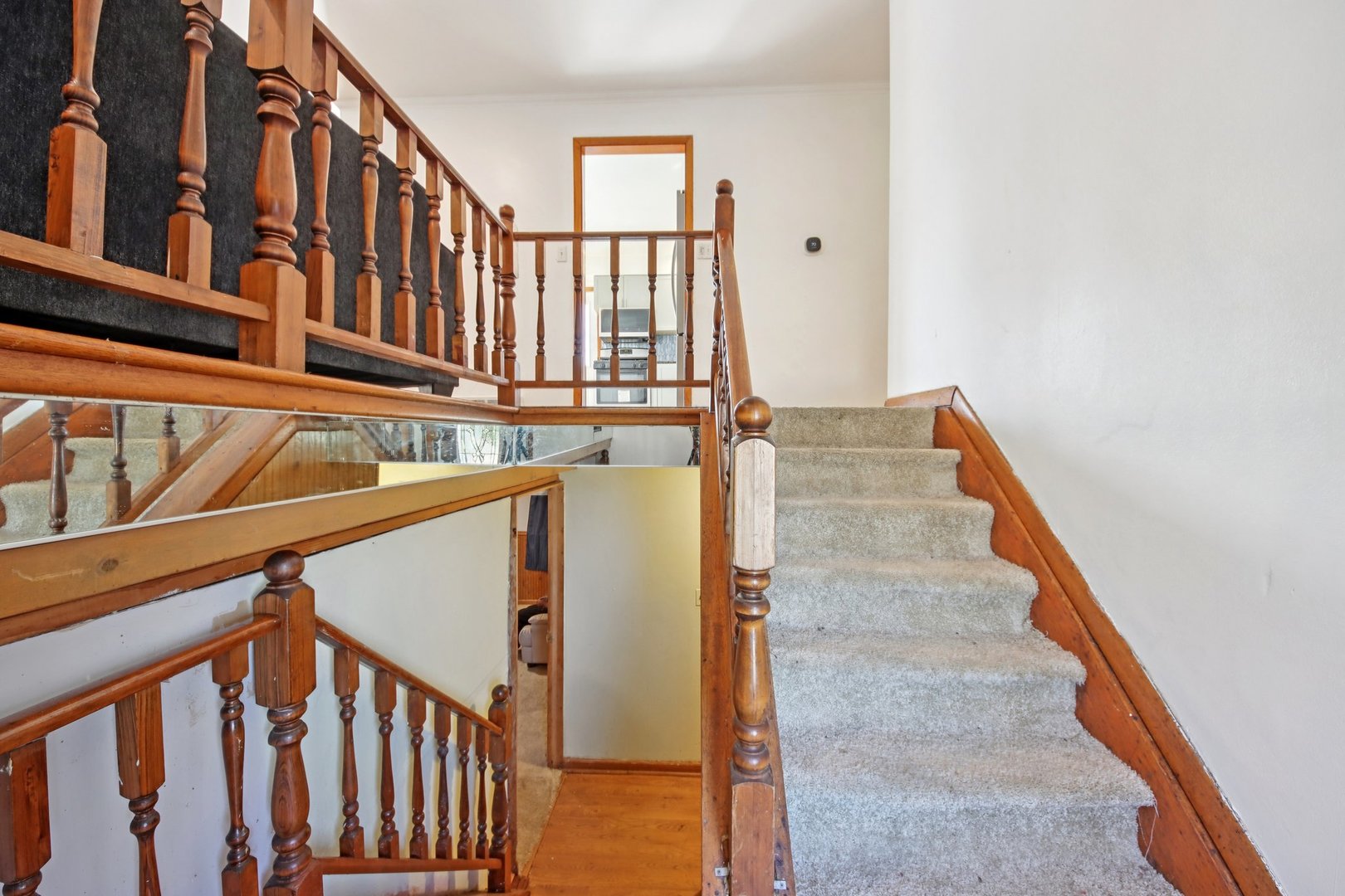 1861 HOLLYWOOD Avenue