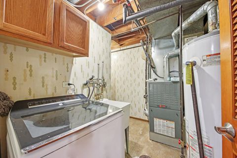 Tiny photo for 1861 HOLLYWOOD Avenue, Hanover Park, IL 60133 (MLS # 12572548)