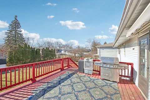 Tiny photo for 1861 HOLLYWOOD Avenue, Hanover Park, IL 60133 (MLS # 12572548)