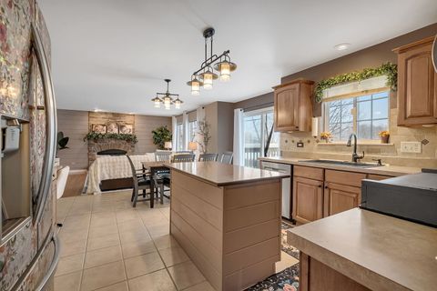 Tiny photo for 300 Wabena Court, Minooka, IL 60447 (MLS # 12530300)