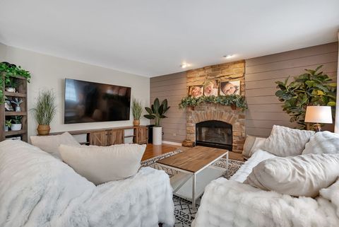 Tiny photo for 300 Wabena Court, Minooka, IL 60447 (MLS # 12530300)