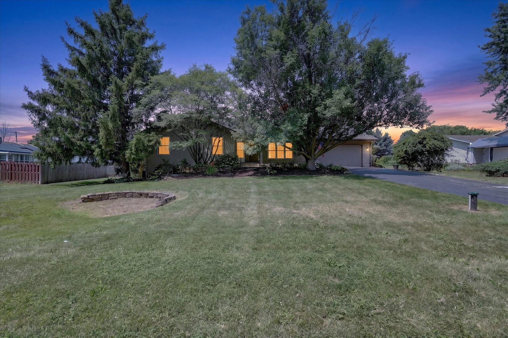 Photo 1 of 59 — 6370 Broadview Avenue, Belvidere, IL 61008