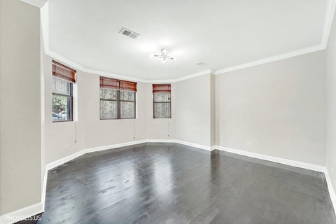 Tiny photo for 6254 N Bell Avenue #T, Chicago, IL 60659 (MLS # 12680342)
