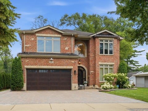 Photo of 4621 Lilac Avenue, Glenview, IL 60025 (MLS # 12708845)