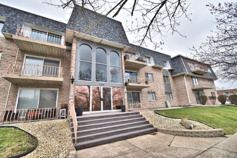 Tiny photo for 18855 Burnham Avenue #234, Lansing, IL 60438 (MLS # 12608180)