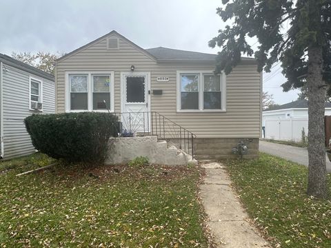 A home in Calumet Park