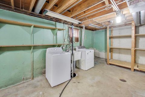 Tiny photo for 10 Pine Avenue, Lake Zurich, IL 60047 (MLS # 12545521)