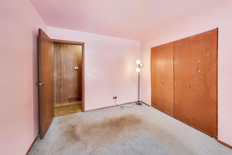 Tiny photo for 10 Pine Avenue, Lake Zurich, IL 60047 (MLS # 12545521)