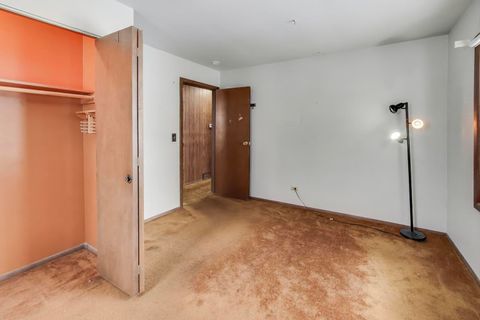 Tiny photo for 10 Pine Avenue, Lake Zurich, IL 60047 (MLS # 12545521)