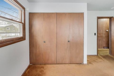 Tiny photo for 10 Pine Avenue, Lake Zurich, IL 60047 (MLS # 12545521)