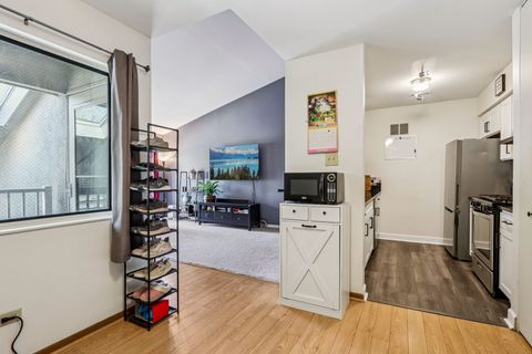 Tiny photo for 45 Orchard Terrace #7, Lombard, IL 60148 (MLS # 12431692)